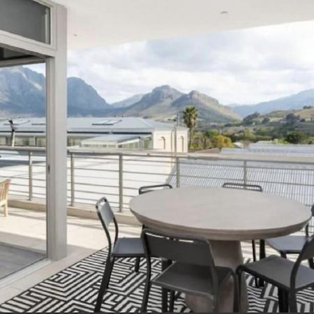 Franschhoek - La Petit Village - Views Экстерьер фото